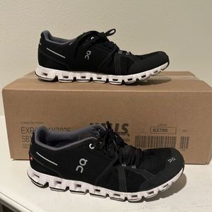 On cloud 5 mens 10.5